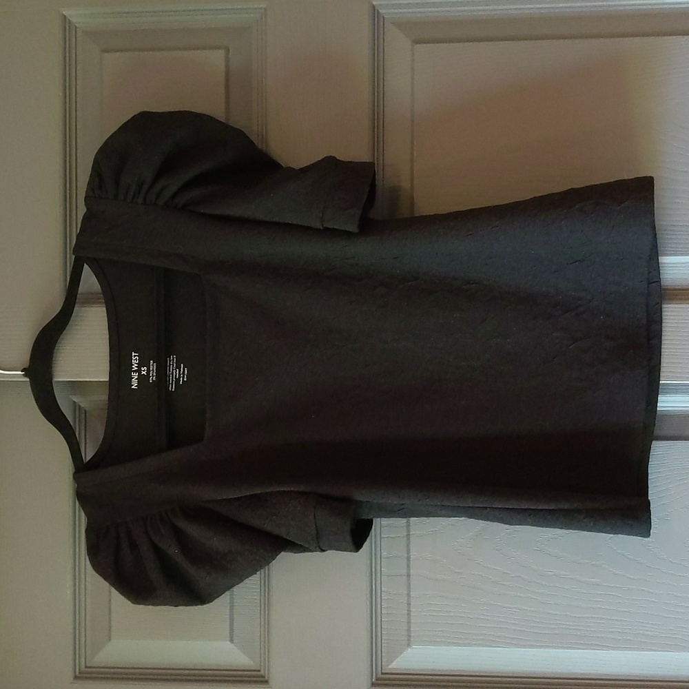 Nine West puff sleeve blouse